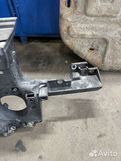 Передняя панель touareg