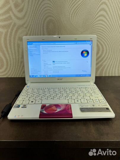 Нетбук Acer Aspire One D270 Limited Edition