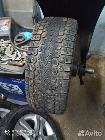 Yokohama F700 225/55 R16 94Q