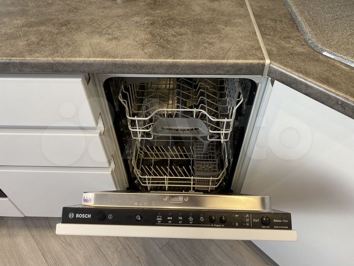 2-к. квартира, 60 м², 3/9 эт.