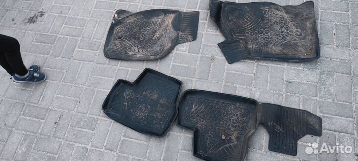 Автомобильные коврики на гранту