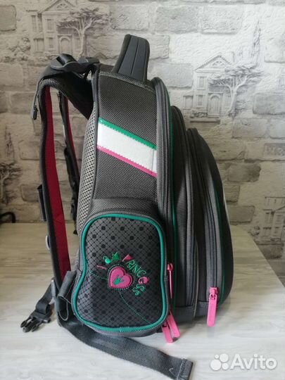 Портфель школьный