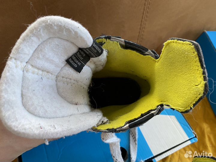 Коньки детские Bauer supreme 3s yth 9.0