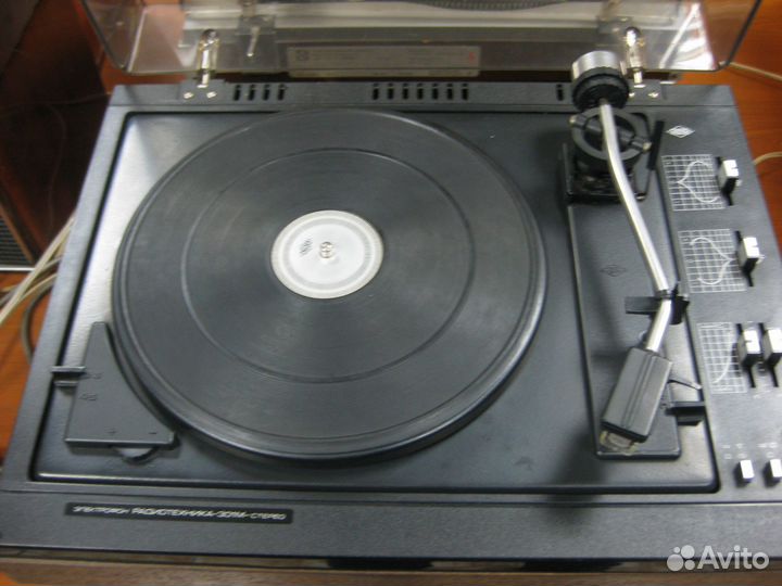 Проигрыватель пластинок