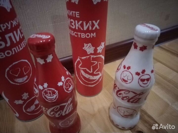 Фарфоровые коллекционные бутылочки 