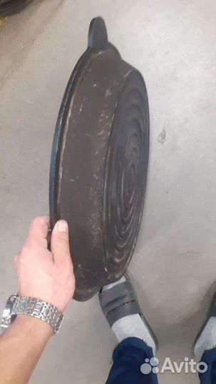 Чугунная сковорода, садж, решётка гриль