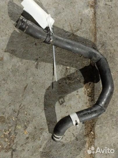 Патрубок системы охлаждения Audi A4 8K chdb