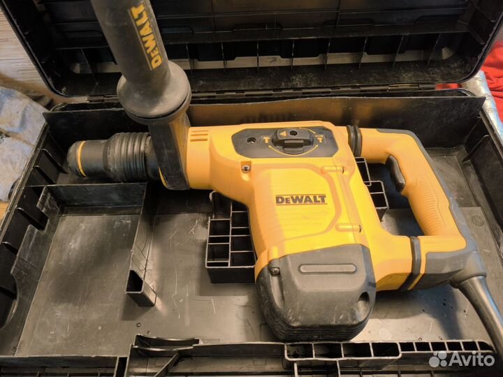 Перфоратор SDS MAX dewalt. германия