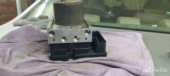 Продаю блок ABS