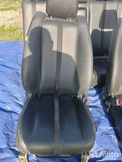 Комплект кожаных сидений мазда сх 7
