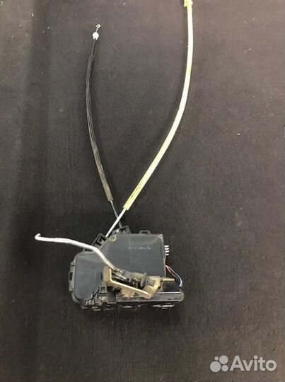 4B0839016B Замок двери задней правой Audi A6 C5