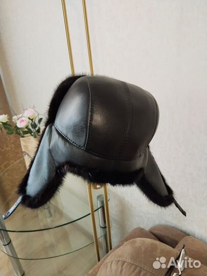 Мужская зимняя шапка из натуральной кожи и меха