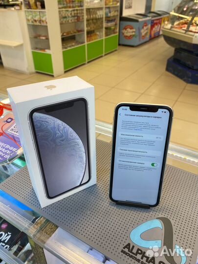 iPhone Xr, 64 ГБ