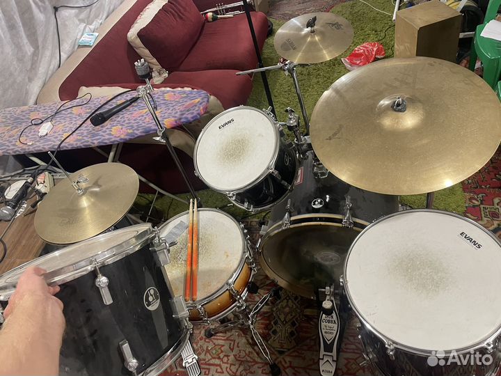 Барабанная кстановка и стойки