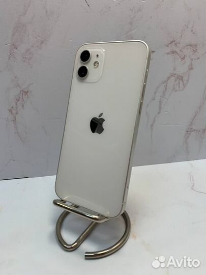 iPhone 12, 64 ГБ