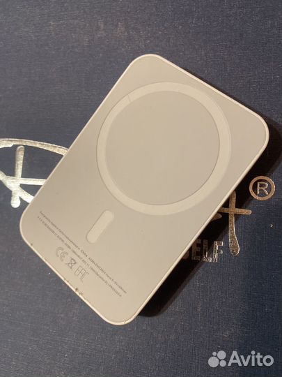 Беспроводная зарядка для iPhone