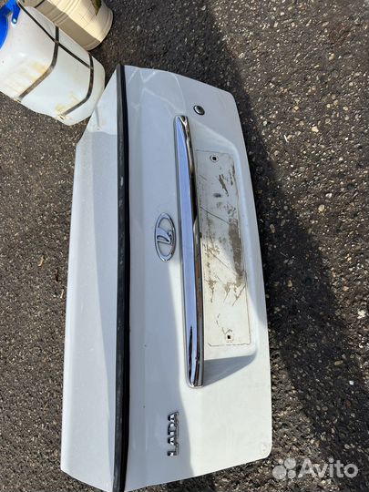 Крышка багажника лада приора
