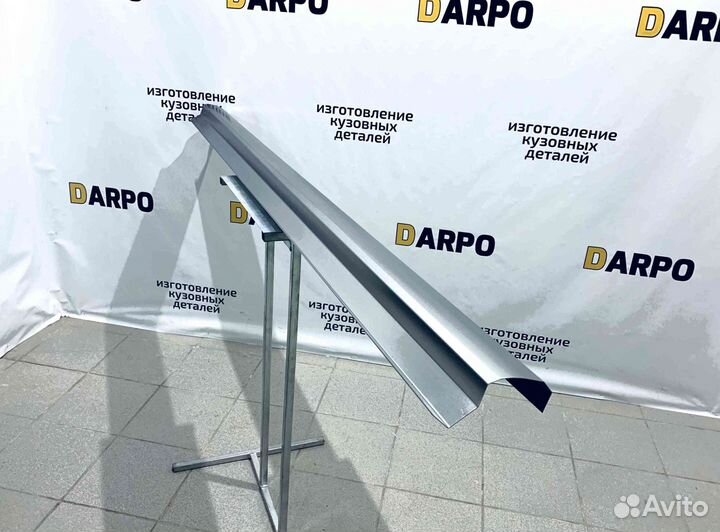 Пороги для Toyota Corolla 150 2006-2013 (E150)