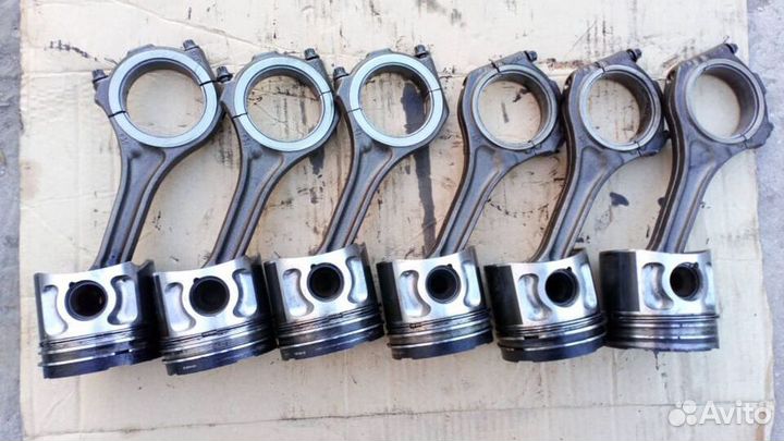 Поршень с шатуном Audi A6 C5 2.5 TDI AKN