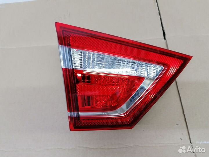 Фонарь задний внутренний левый Веста