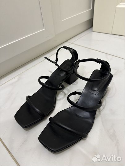 Босоножки Massimo dutti отличное состояние