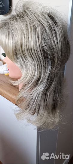 Парики двухцветные. Каштановый и белый