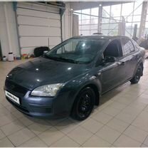 Ford Focus 1.6 MT, 2005, 241 148 км, с пробегом, цена 415 000 руб.