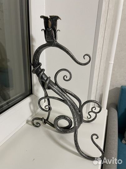 Кованный подсвечник