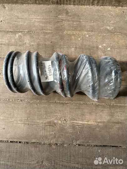 Пружина на переднюю стойку audi 100 2.6