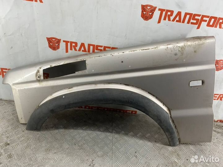Крыло переднее левое Land Rover Discovery2