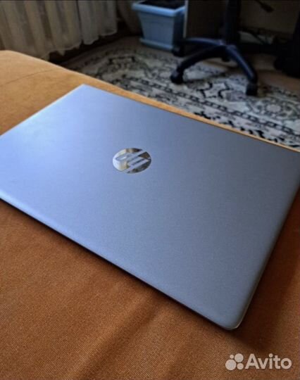 Ноутбут HP 14-bf019ur