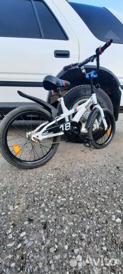 Детский велосипед бмв 18 колеса
