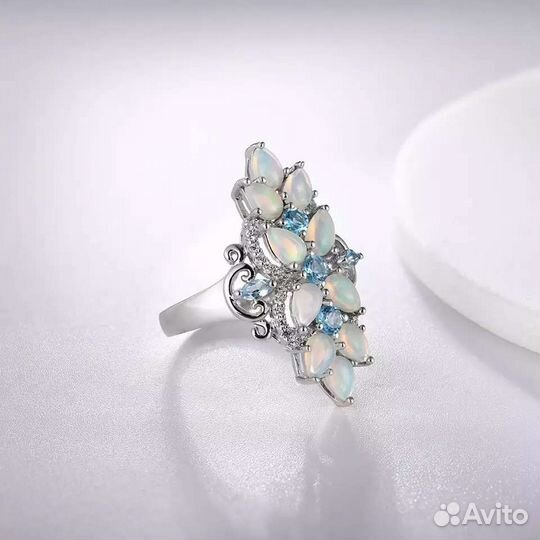 Кольцо с опалом