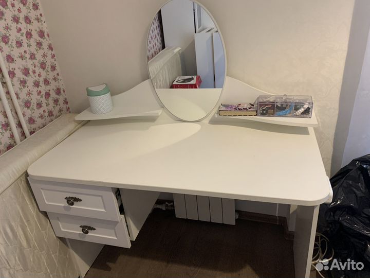 Продам комплект подростковой мебели