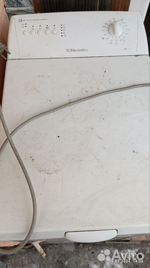 Стиральная машина с вертикальной загрузкой