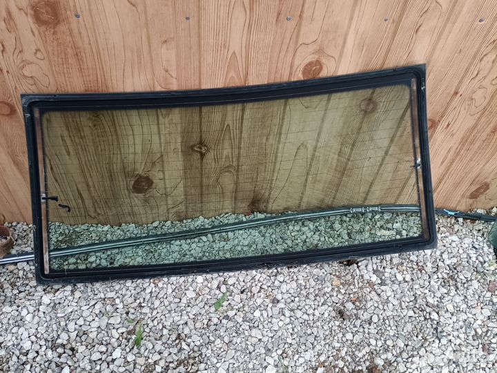 Стекло заднее Skoda fabia 1 седан