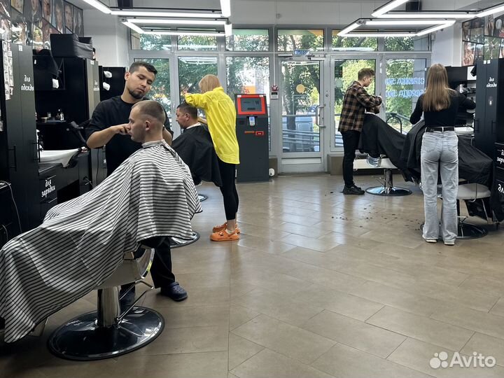 Мужская стрижка и оформление бороды на Нефтестрое