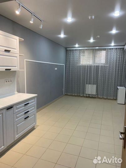 Сдам в суб.аренду кабинет