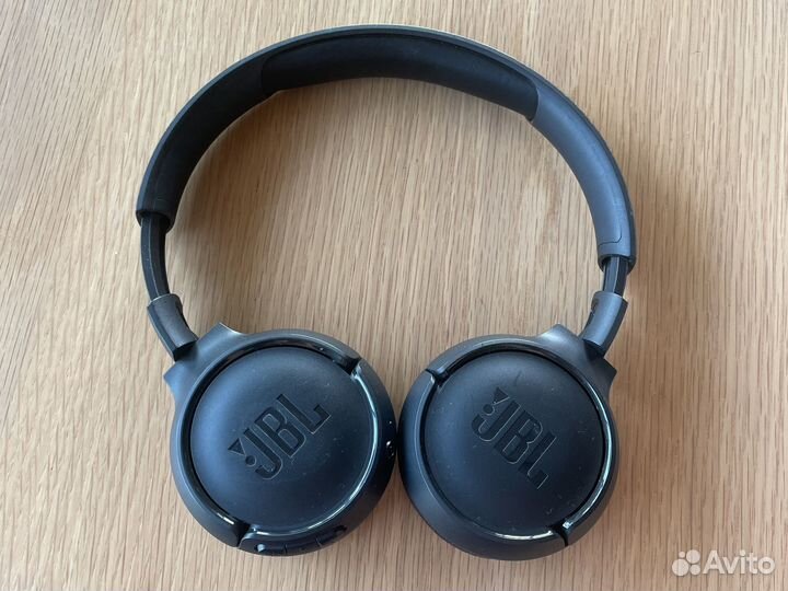 Беспроводные наушники jbl 590 bt