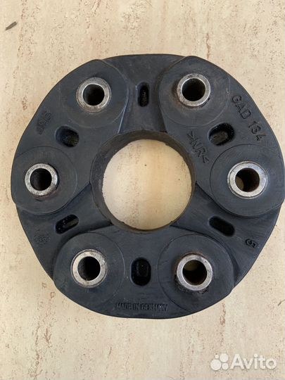 Муфта карданного вала на mercedes w 140