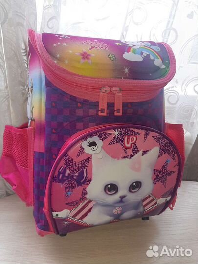 Школьный портфель для девочек