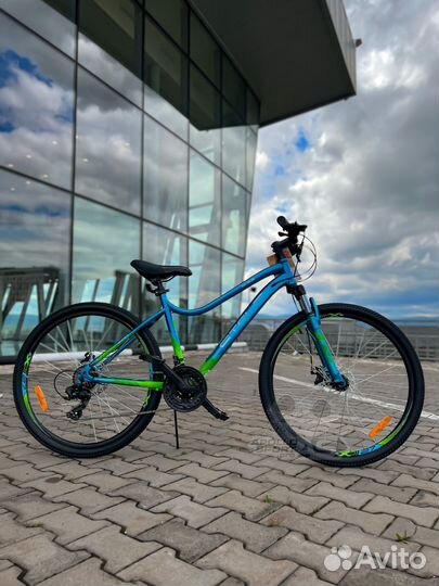 Велосипед Stels Miss 7100 D 27,5