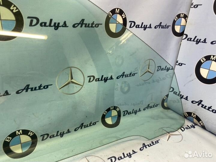 Стекло переднее правое Bmw 525I E39 LCI 2002