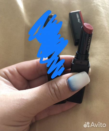 Помады в наличии