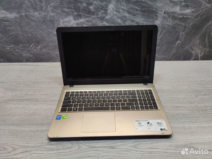 Ноутбук asus X540LJ / 15.6