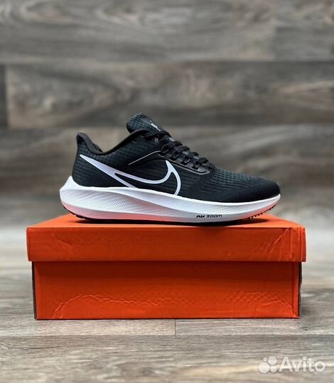 Nike air zoom pegasus