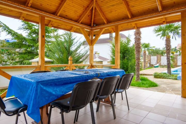 Дом 320 м² на участке 10 сот.