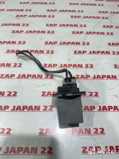Реостат печки Mitsubishi L200 KB4T 4D56U 2014