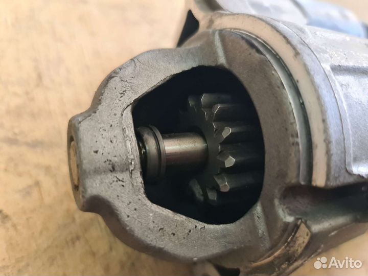 Стартер Mercedes W213 OM654