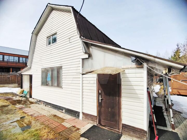 Дом 47 м² на участке 12 сот.